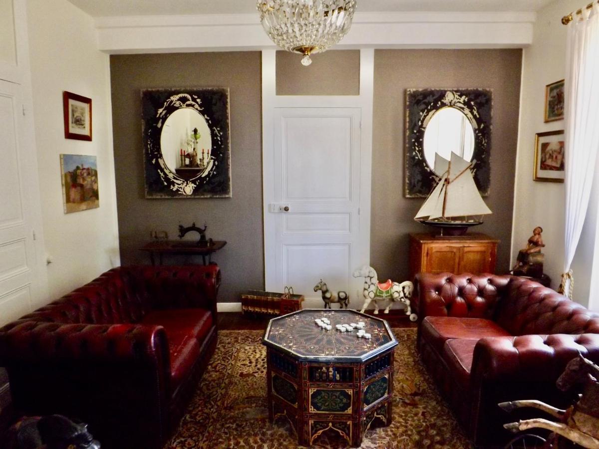 Montembœuf Domaine De Lalat - B&B With En-Suite Bathrooms All Rooms With Garden Views المظهر الخارجي الصورة