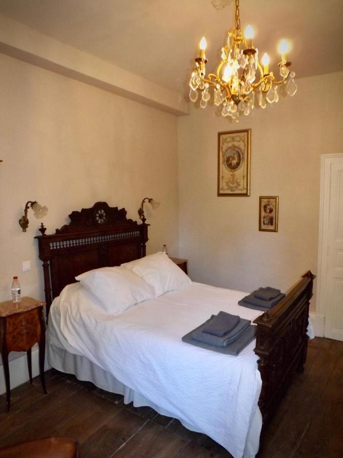 Montembœuf Domaine De Lalat - B&B With En-Suite Bathrooms All Rooms With Garden Views المظهر الخارجي الصورة