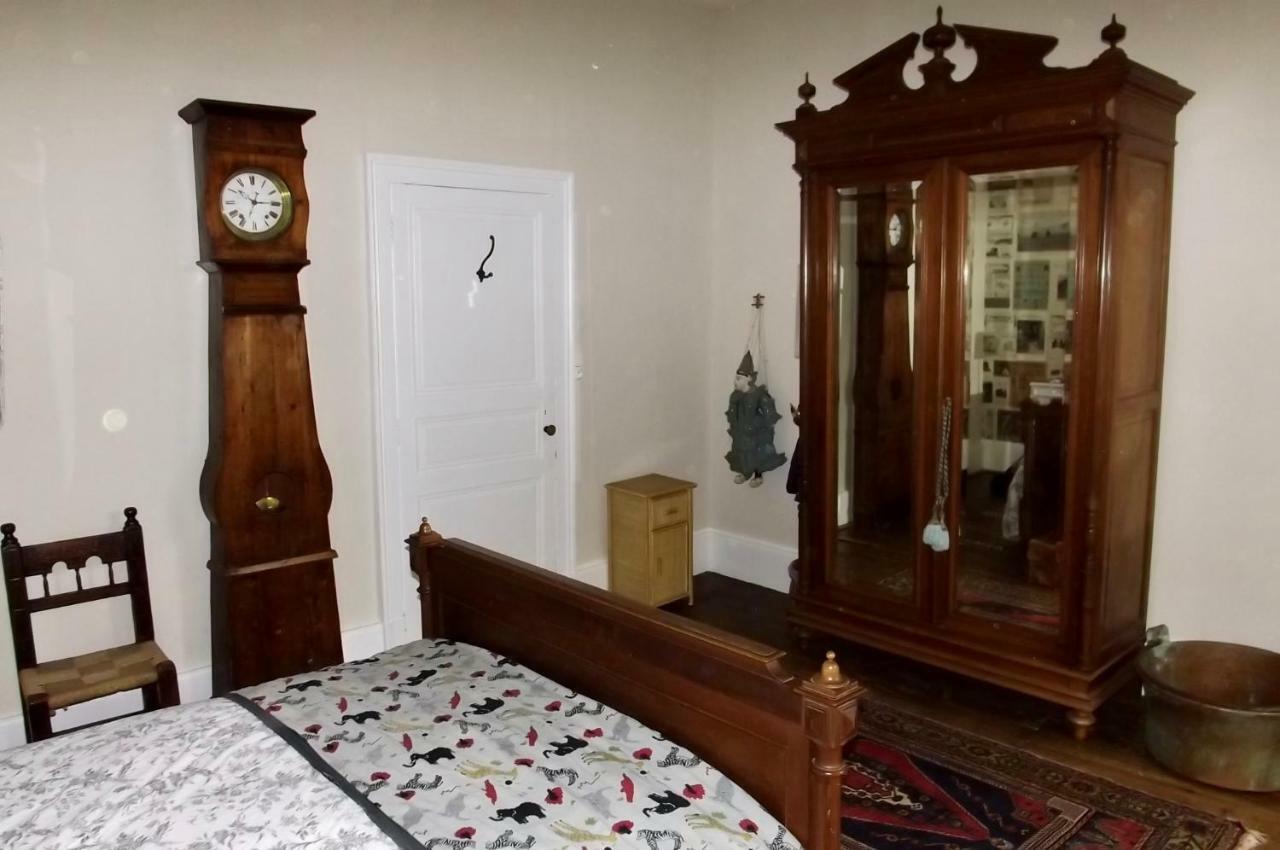 Montembœuf Domaine De Lalat - B&B With En-Suite Bathrooms All Rooms With Garden Views المظهر الخارجي الصورة